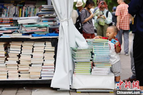 我與地壇 北京書市開啟，廣告設計引領圖書展銷規模創新高